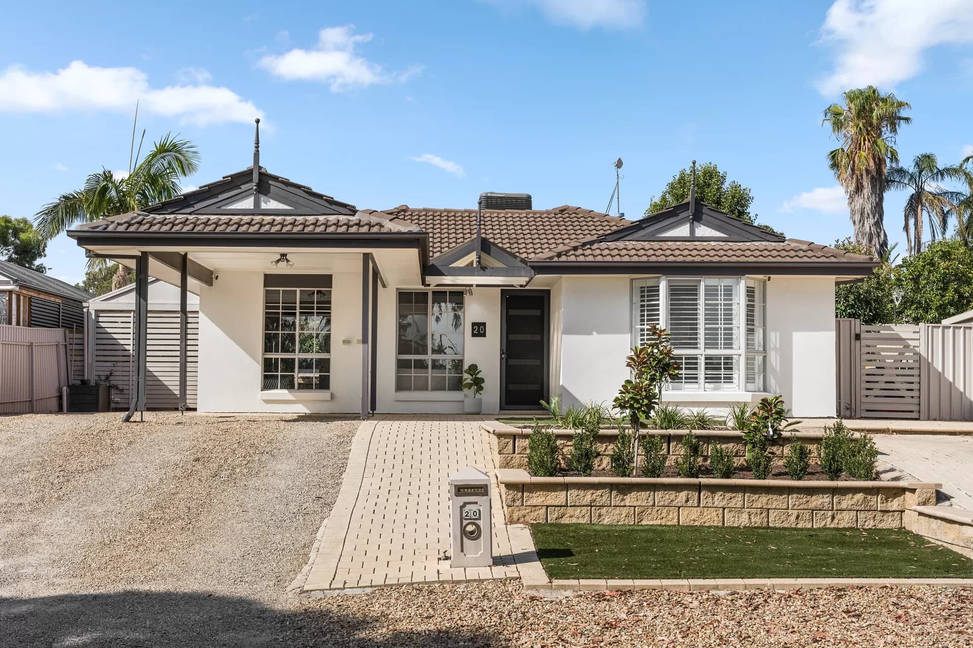 20 Tusmore Drive, Onkaparinga Hills - Image 1