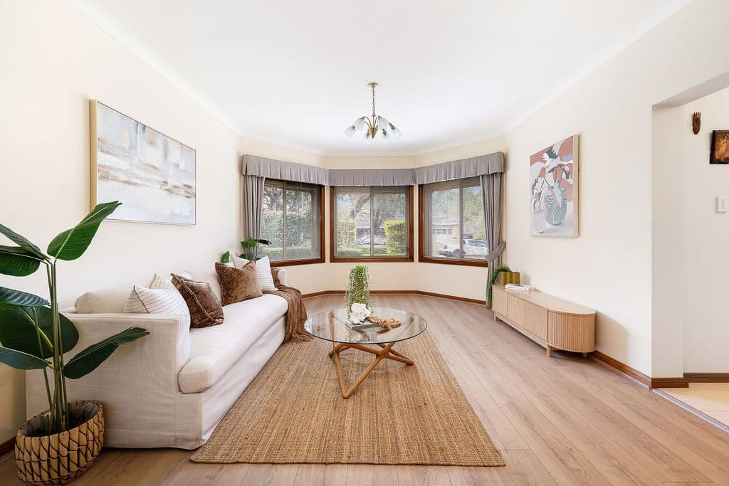 11 Nioka Place, Caringbah - Thumbnail 2