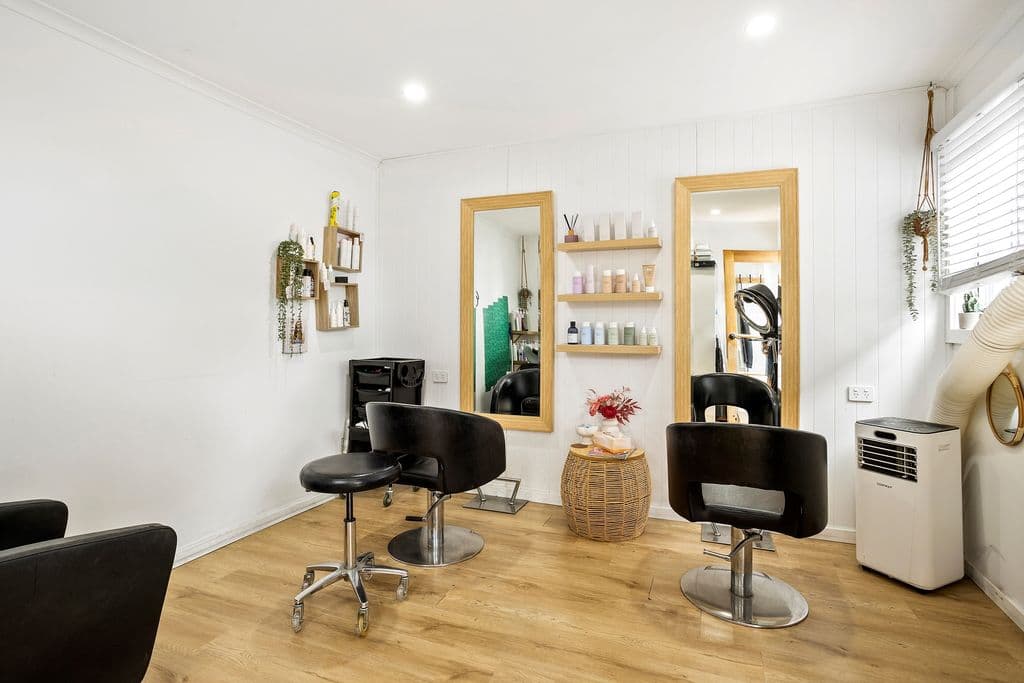 9 Baker Place, Mount Warrigal - Thumbnail 8