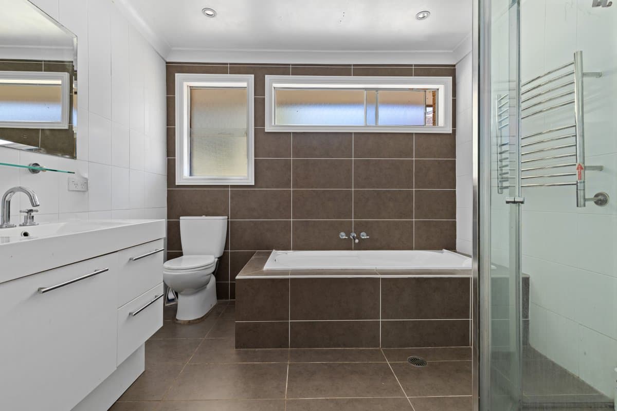 1 Wonoona Parade East, OATLEY NSW 2223, Oatley - Thumbnail 7