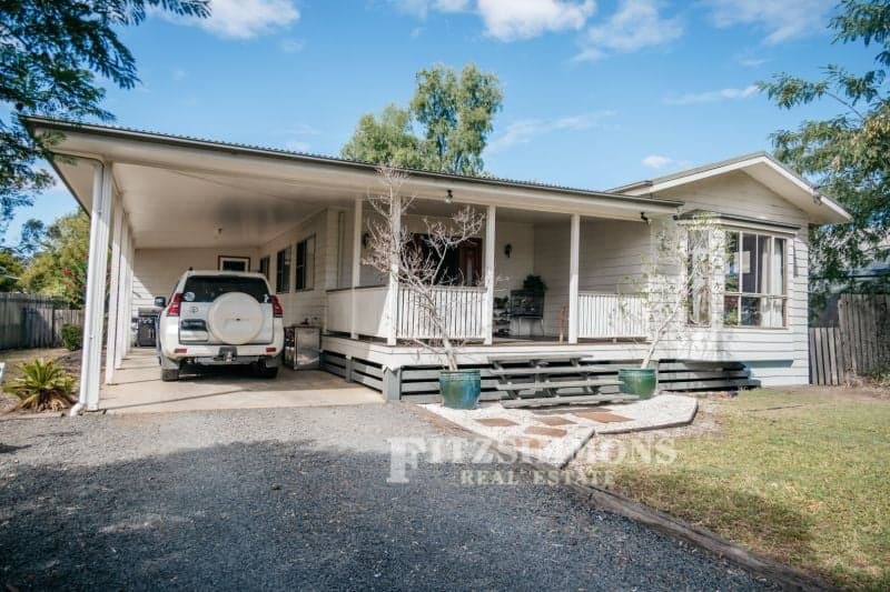 6 Wills Place, Dalby, Dalby - Thumbnail 2