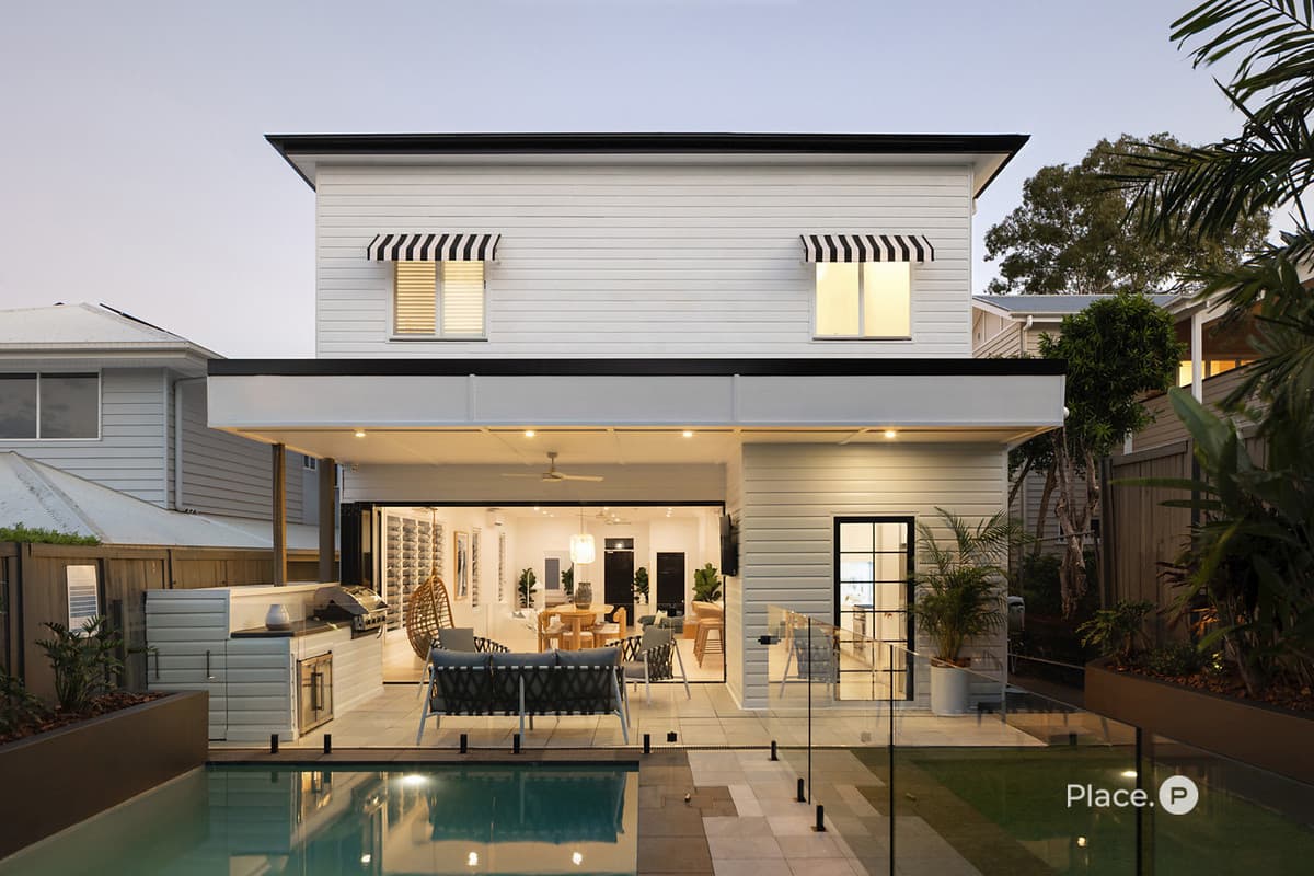 22 Wellstead Avenue, Coorparoo - Thumbnail 2