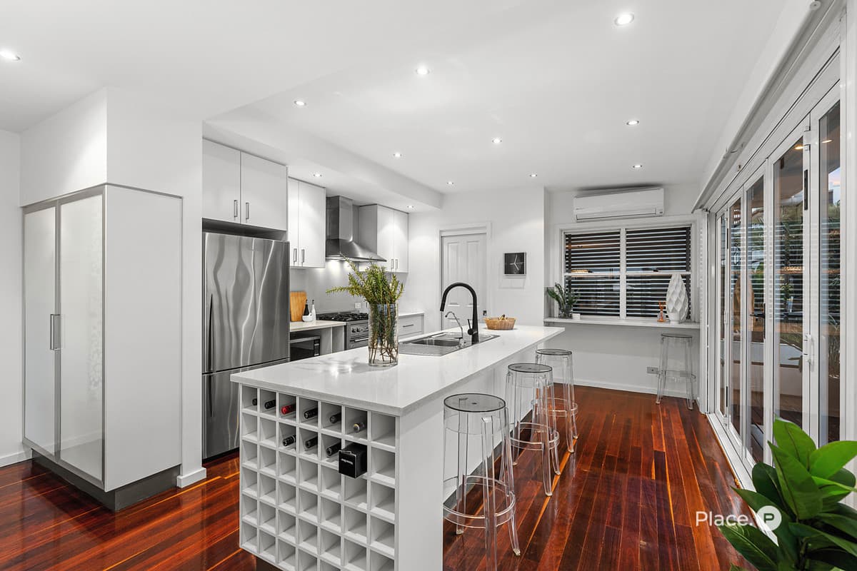71 Adam Street, Wynnum - Thumbnail 4