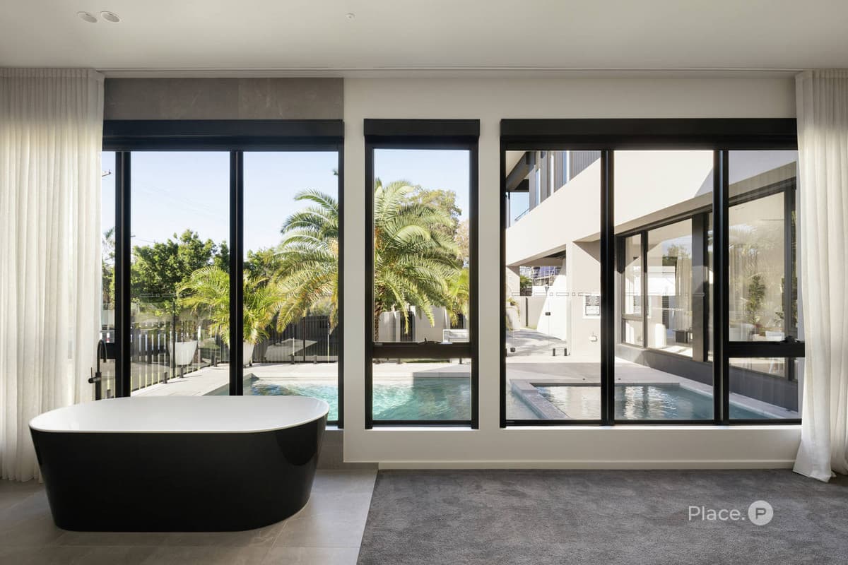12 Ascham Street, Camp Hill - Thumbnail 4