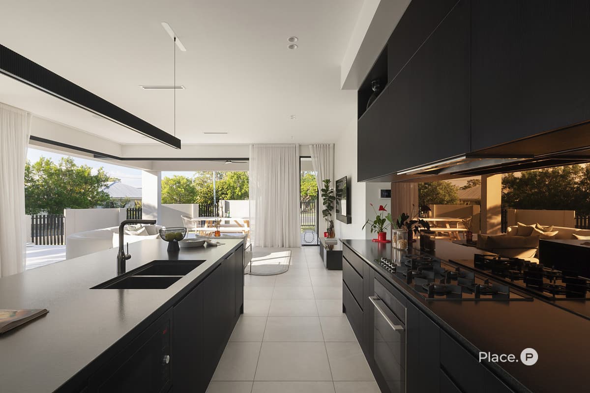 12 Ascham Street, Camp Hill - Thumbnail 5