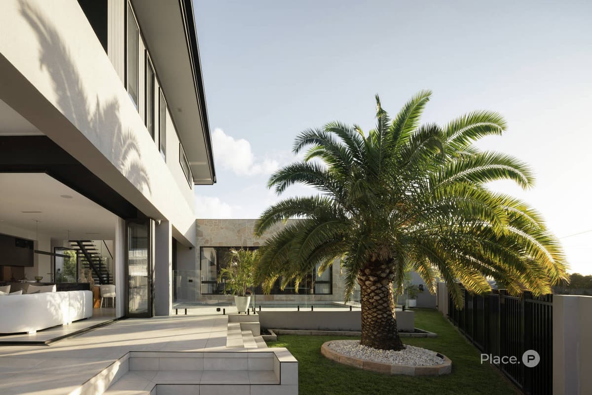 12 Ascham Street, Camp Hill - Thumbnail 8