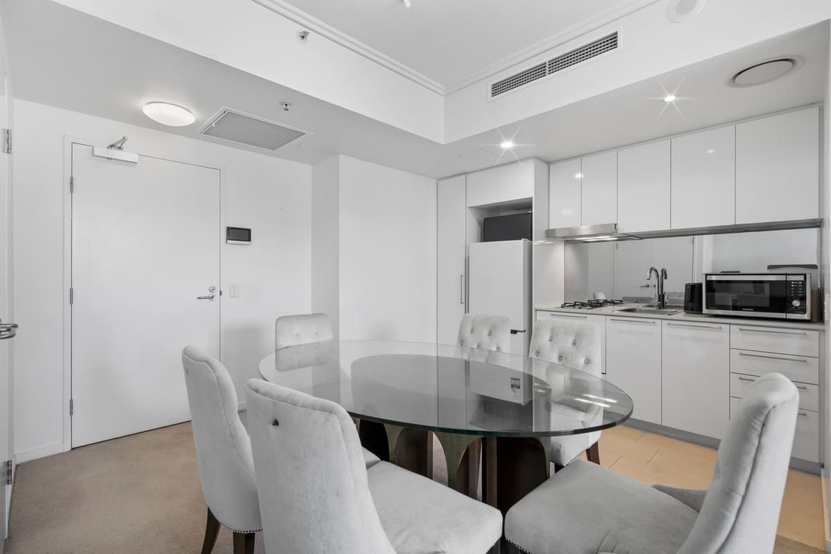 8 Hercules Street, Hamilton - Thumbnail 3