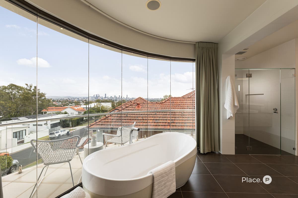 90 Sirius Street, Coorparoo - Thumbnail 4