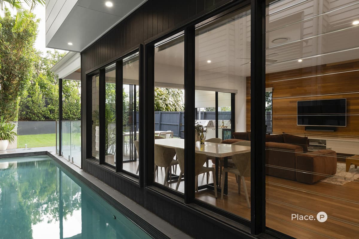 11 Sydney Avenue, Camp Hill - Thumbnail 2