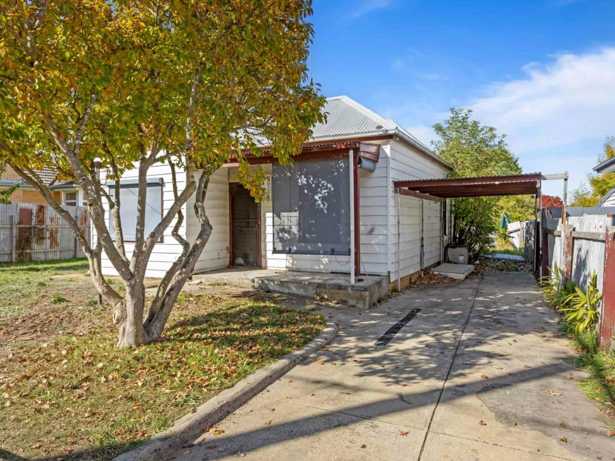 715 Skipton Street, REDAN, Redan - Image 1