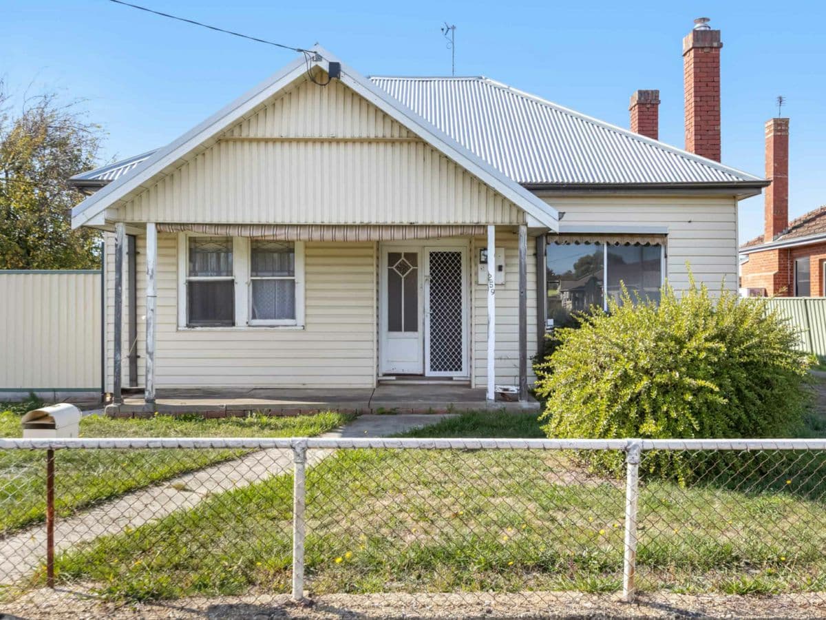 259 Albert Street, SEBASTOPOL, Sebastopol - Image 1