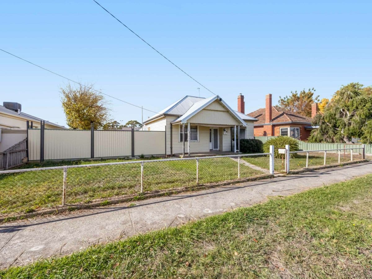 259 Albert Street, SEBASTOPOL, Sebastopol - Thumbnail 2