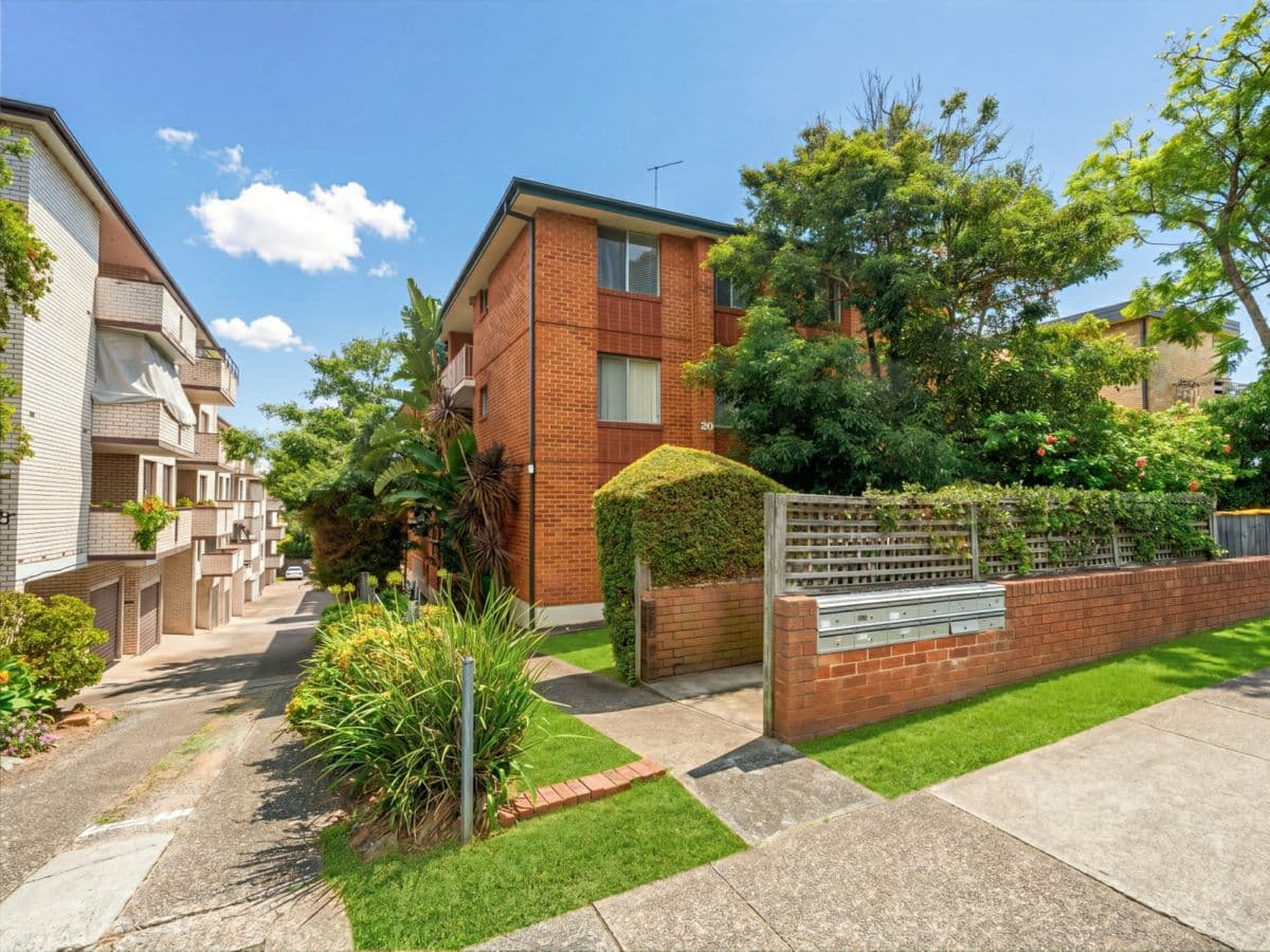 11/20 Meadow Crescent, MEADOWBANK, Meadowbank - Image 1