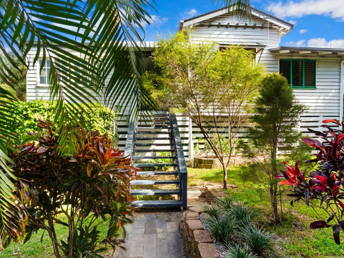 302 Upper Dawson Road, THE RANGE, The Range - Thumbnail 2