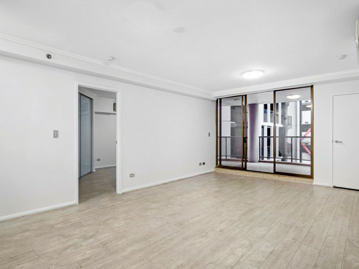 148/13-15 Hassall Street, PARRAMATTA, Parramatta - Thumbnail 2