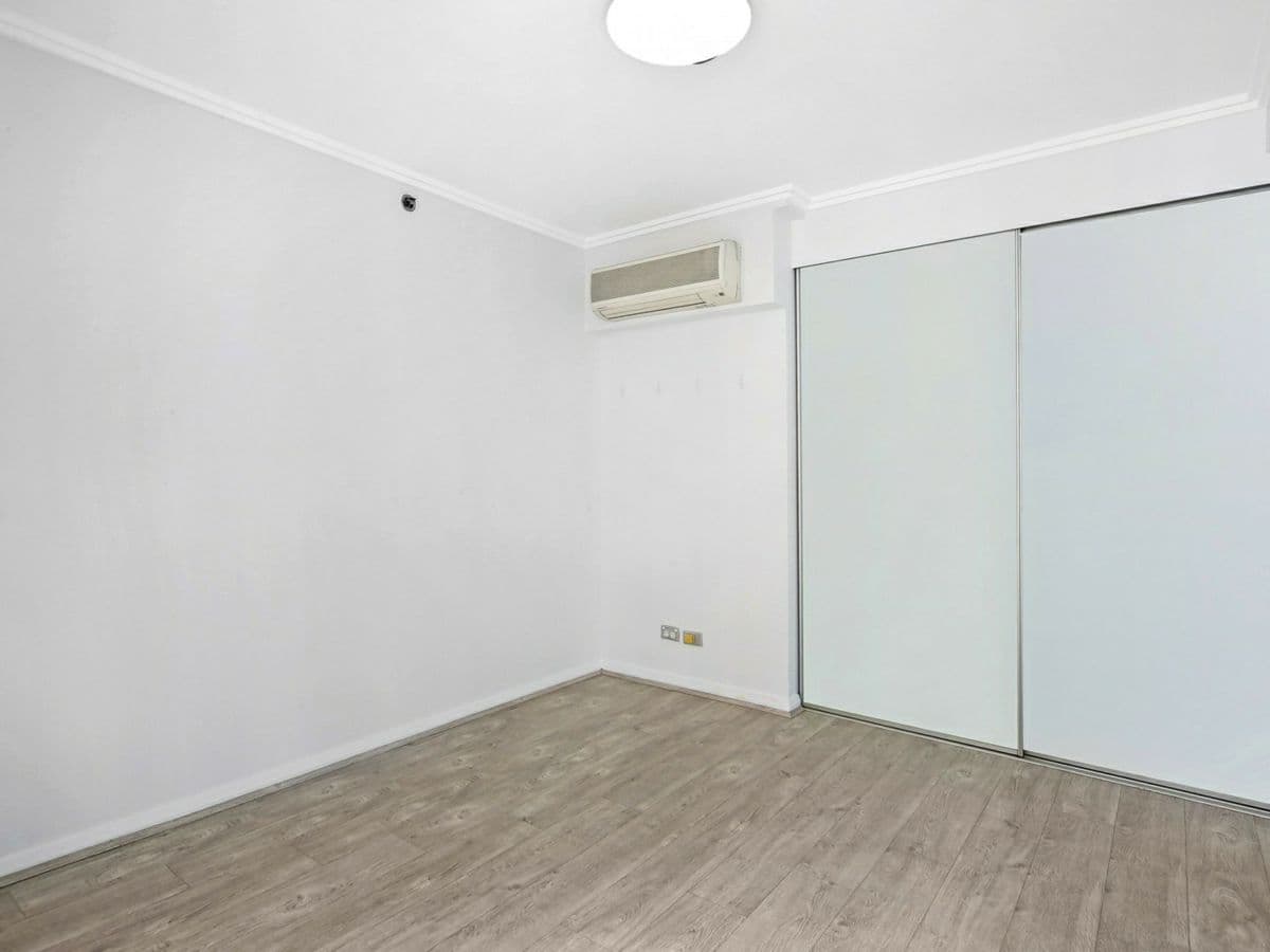 148/13-15 Hassall Street, PARRAMATTA, Parramatta - Thumbnail 4