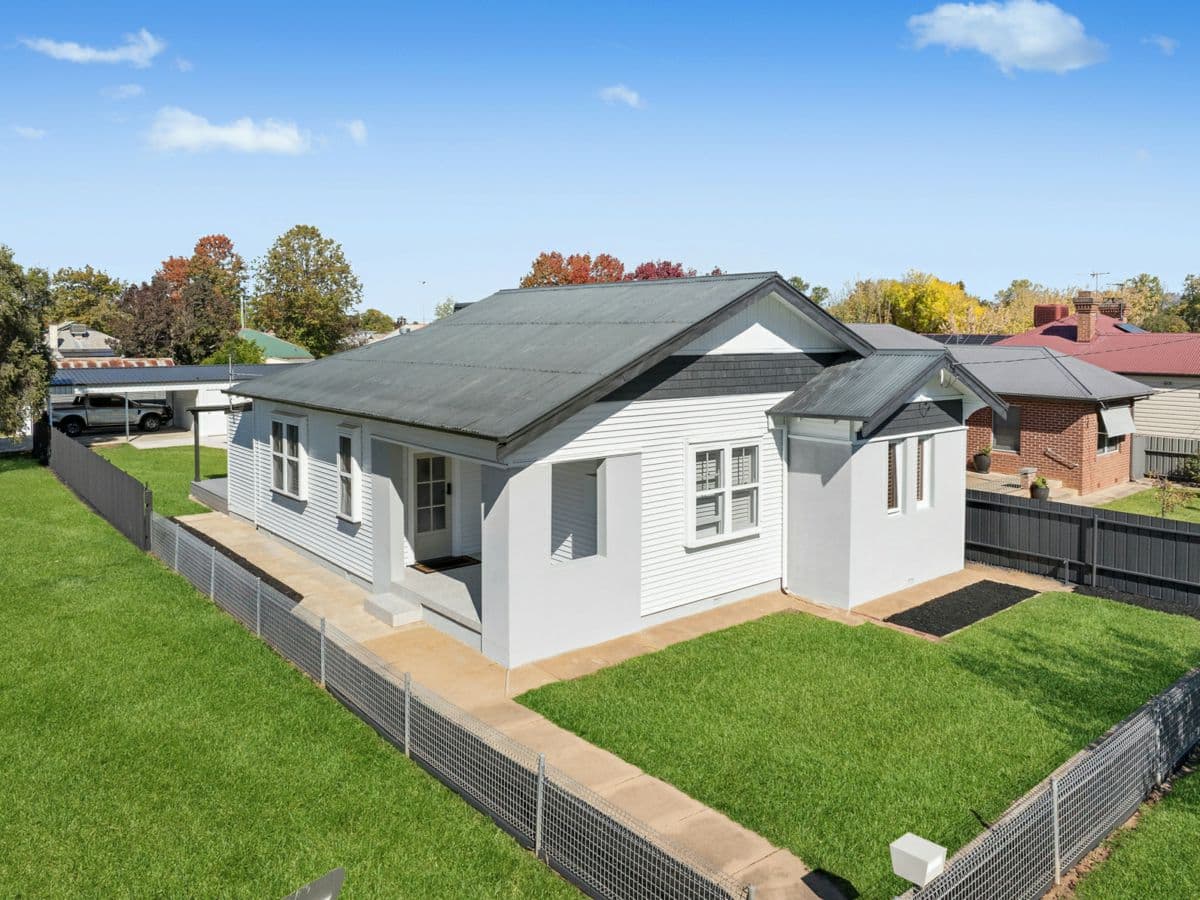 56 Crown Street, COOTAMUNDRA, Cootamundra - Image 1