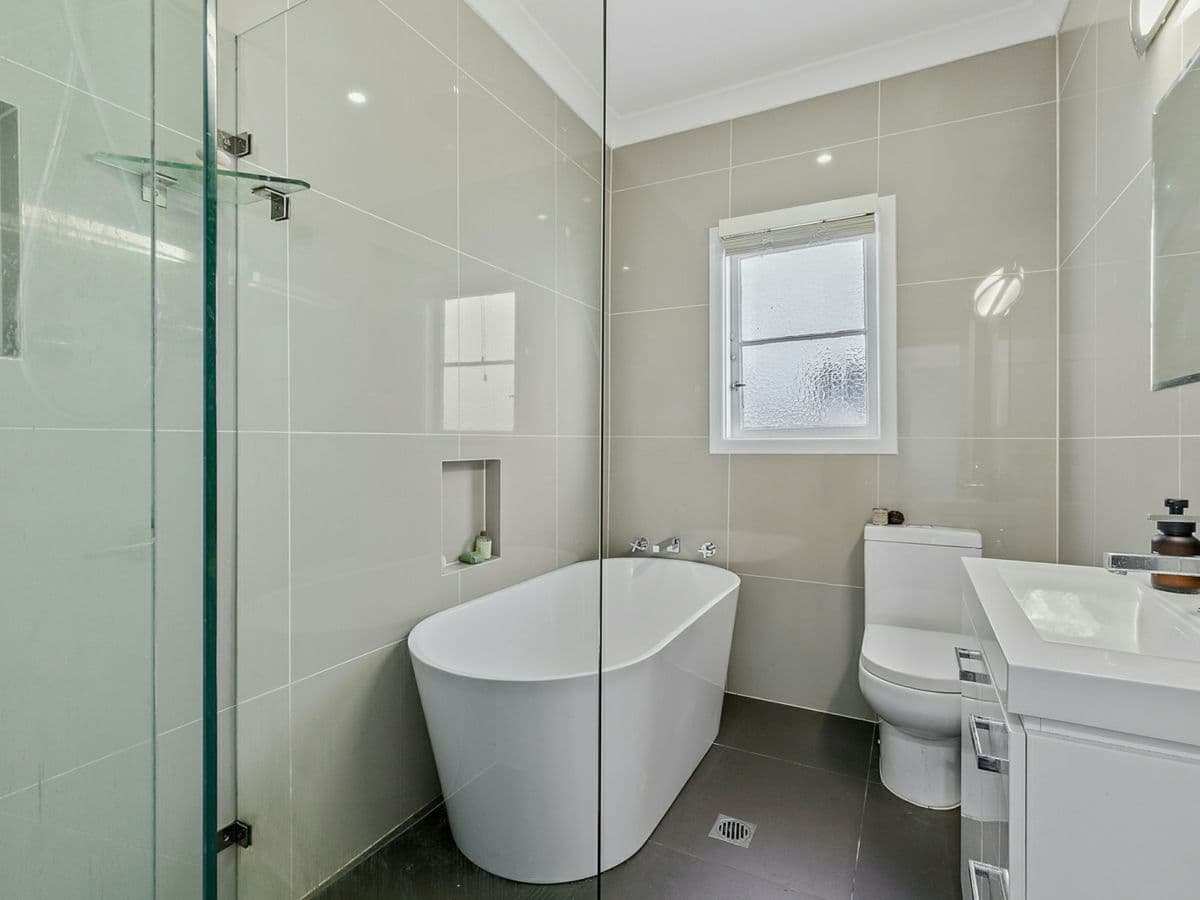 6 Glamis Street, KINGSGROVE, Kingsgrove - Thumbnail 7