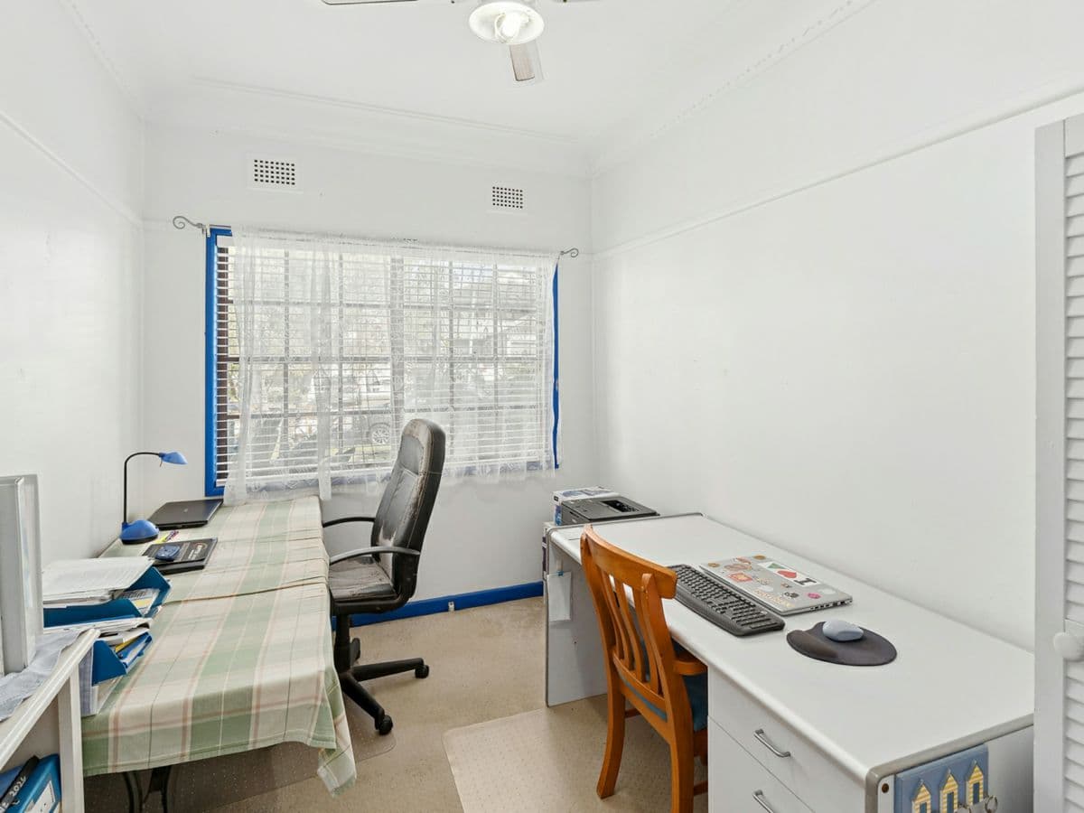 11 Gough Avenue, CHESTER HILL, Chester Hill - Thumbnail 8