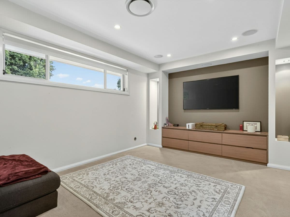 104 Burns Road, KELLYVILLE, Kellyville - Thumbnail 4