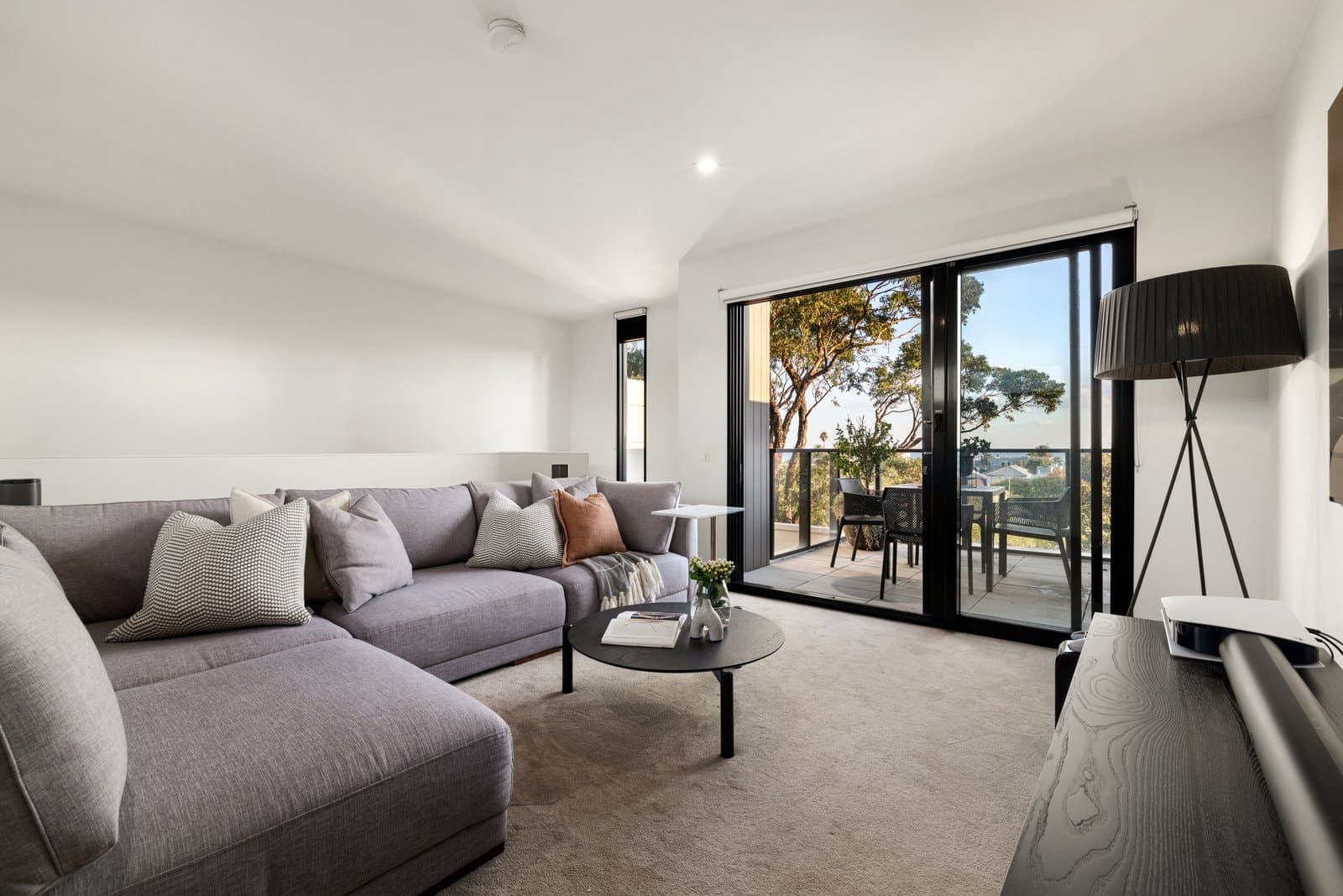 7 Danks Street, Albert Park - Thumbnail 8