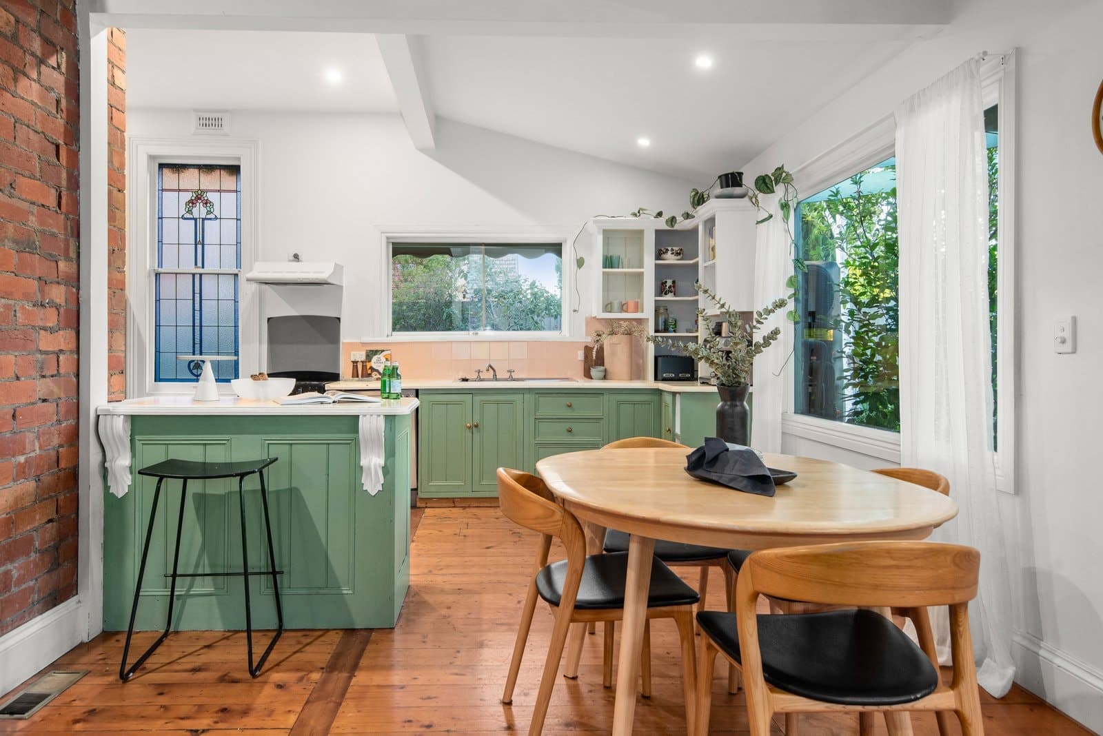 16 Tooronga Road, Malvern East - Thumbnail 8