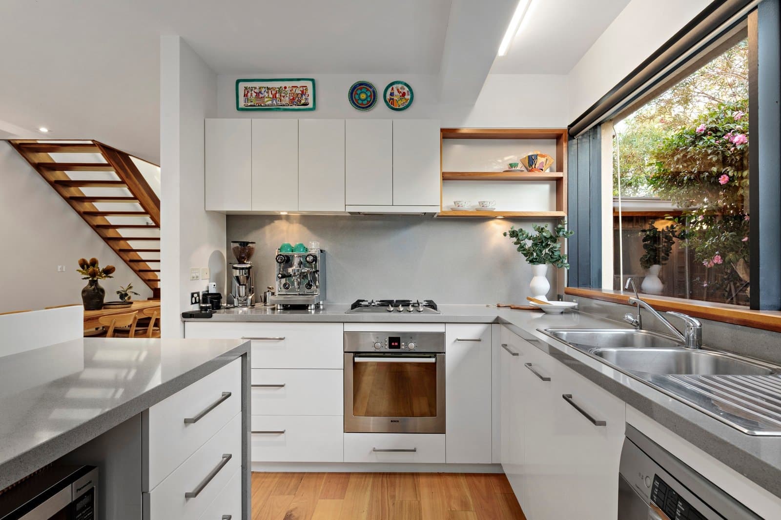 134 Napier Street, South Melbourne - Thumbnail 3