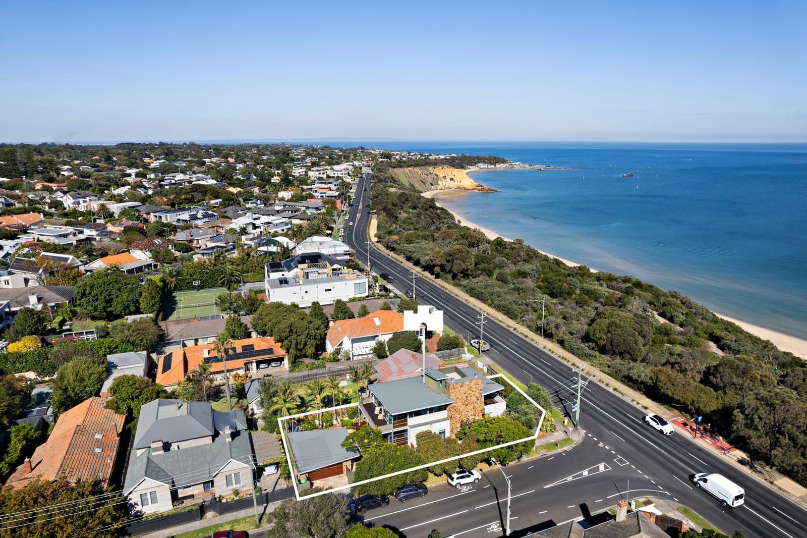 176 Beach Road, Sandringham - Thumbnail 2