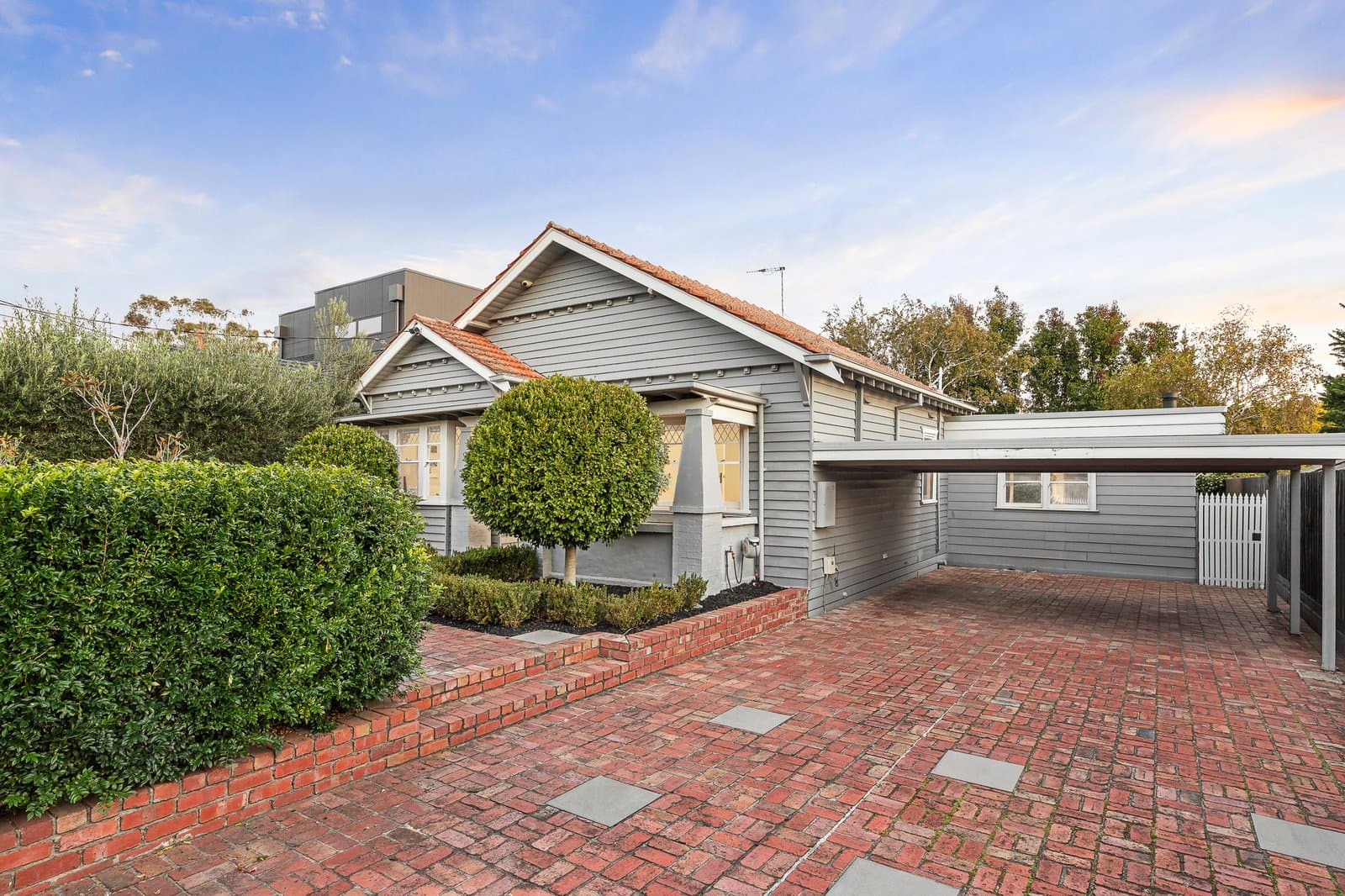 30 Centre Road, Brighton East - Thumbnail 2