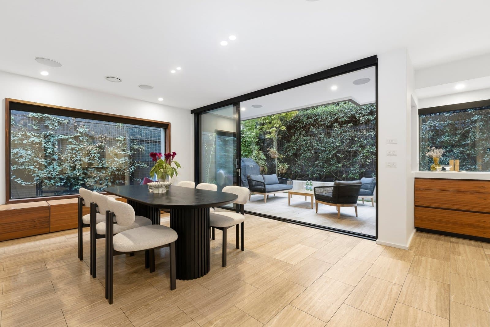1/2 Vautier Street, Elwood - Thumbnail 4