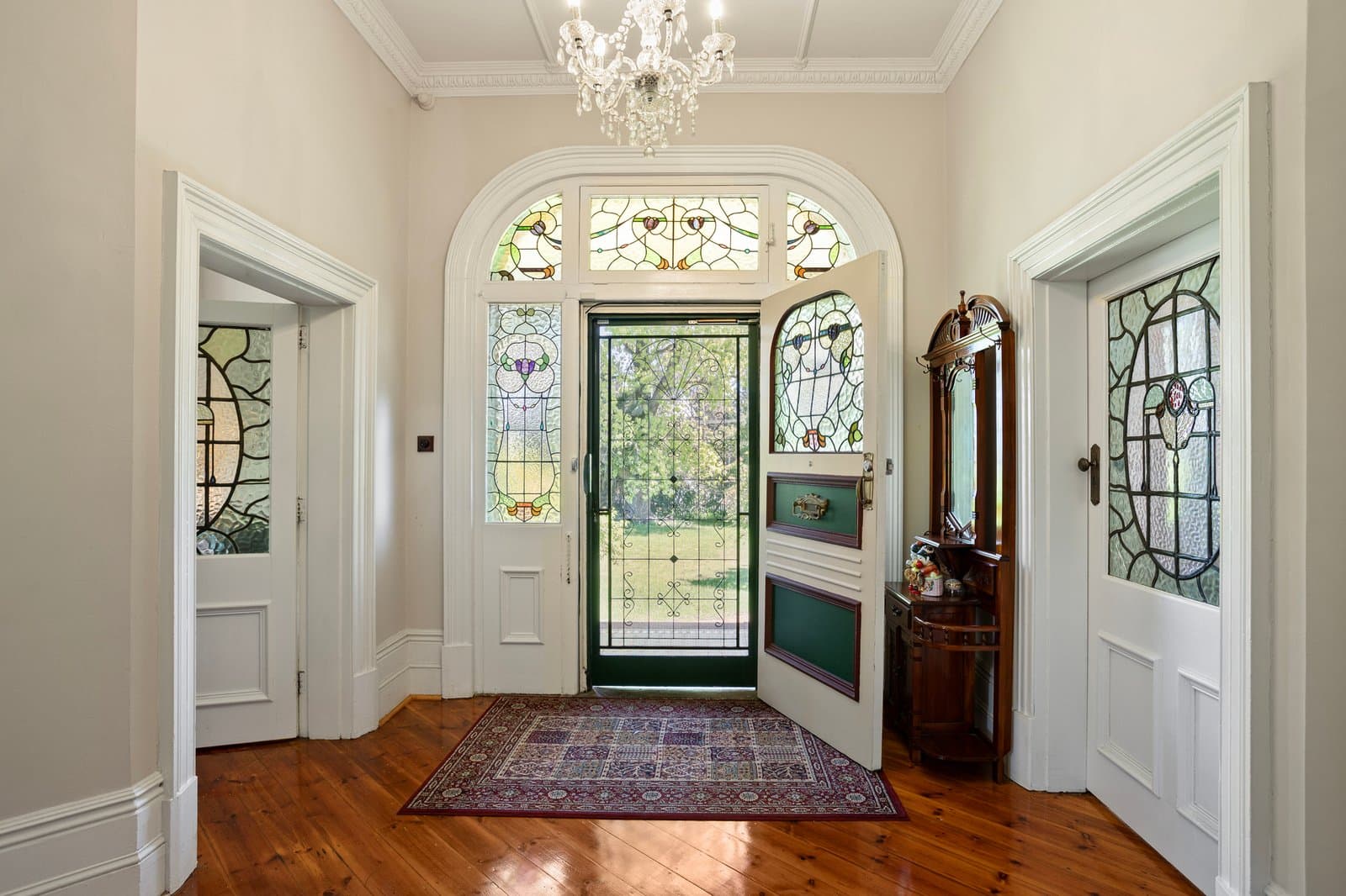 2 Denmark Street, Kew - Thumbnail 7