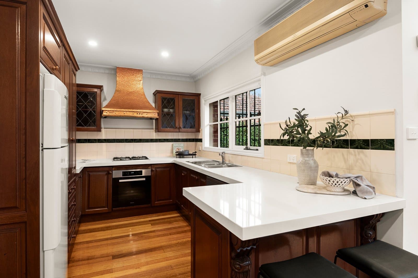 64 Kilby Road, Kew East - Thumbnail 8
