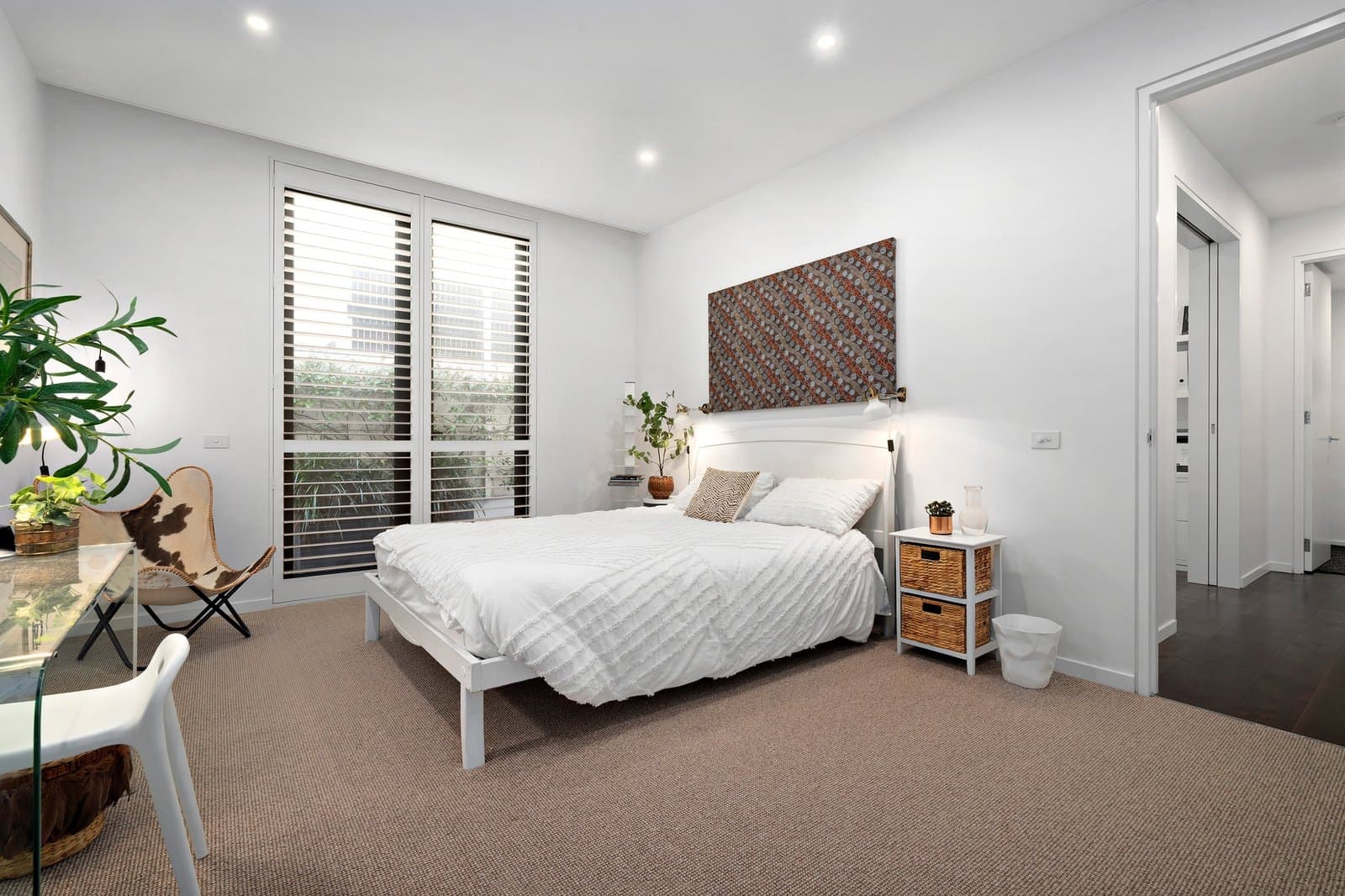 2/14 Martin Court, Toorak - Thumbnail 7