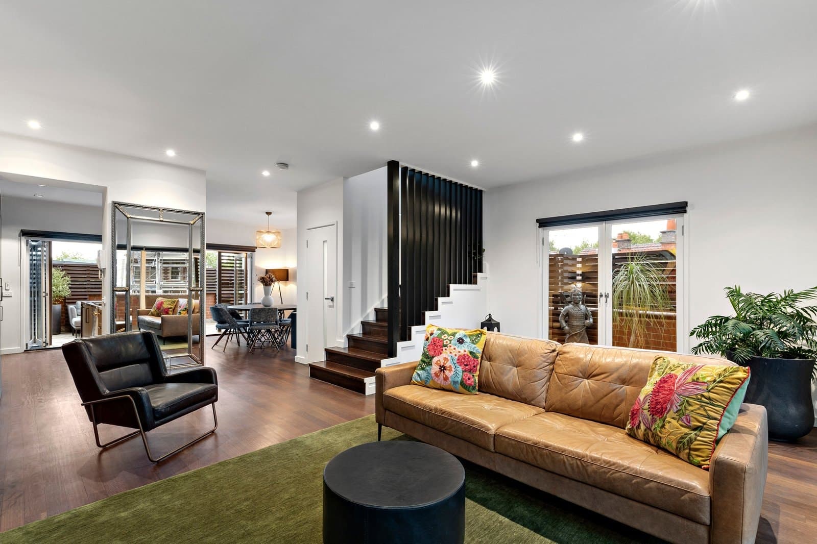 Residence 5, 41 Park Road, Middle Park - Thumbnail 3