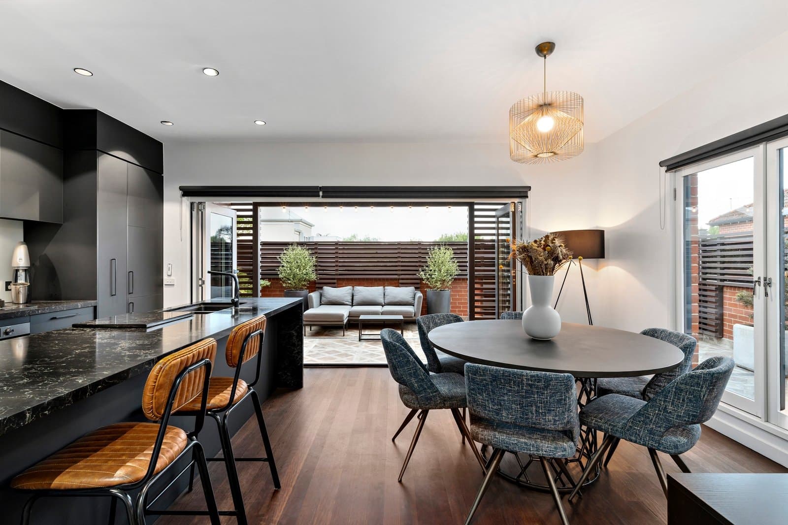 Residence 5, 41 Park Road, Middle Park - Thumbnail 4
