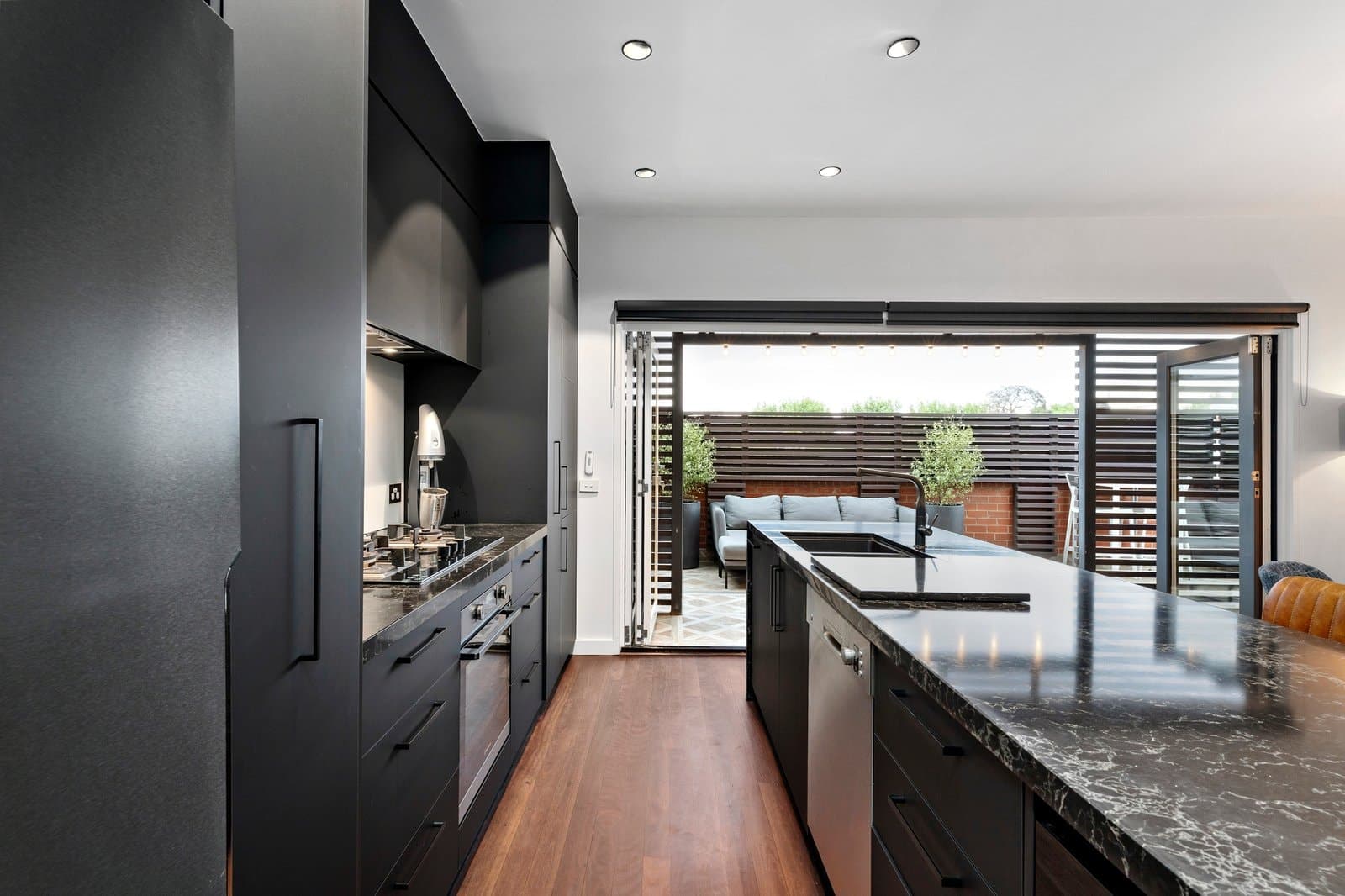 Residence 5, 41 Park Road, Middle Park - Thumbnail 7