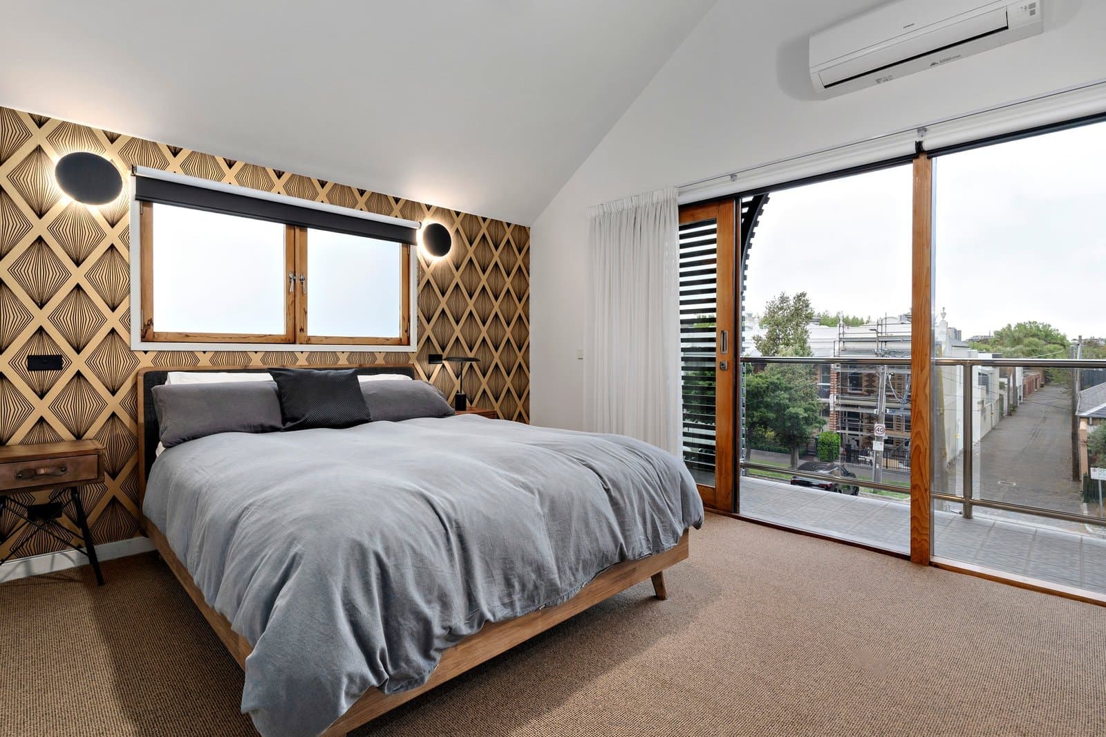 Residence 5, 41 Park Road, Middle Park - Thumbnail 8