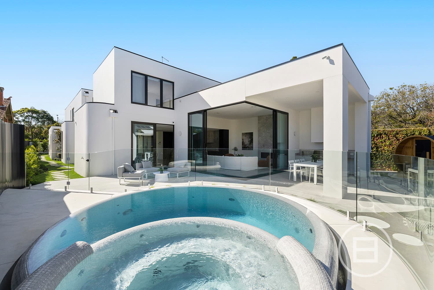 84 South Road, BRIGHTON, VIC, Brighton - Thumbnail 2