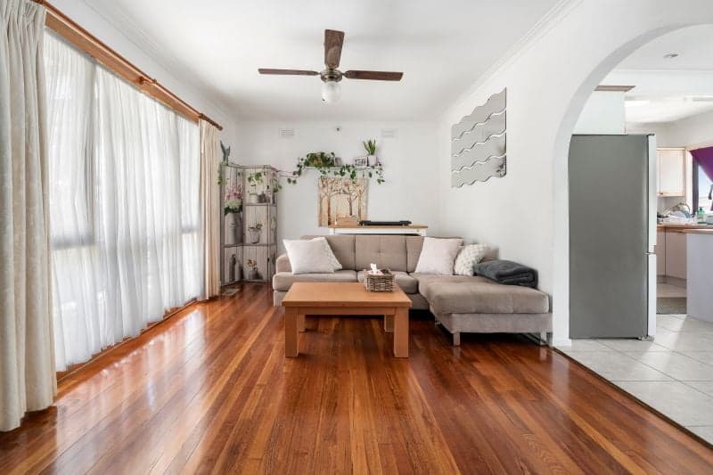 6 Gourock Street, Reservoir - Thumbnail 3