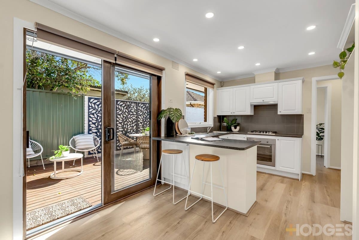 2 / 94 Devon Street, Cheltenham, VIC, 3192, Cheltenham - Thumbnail 5
