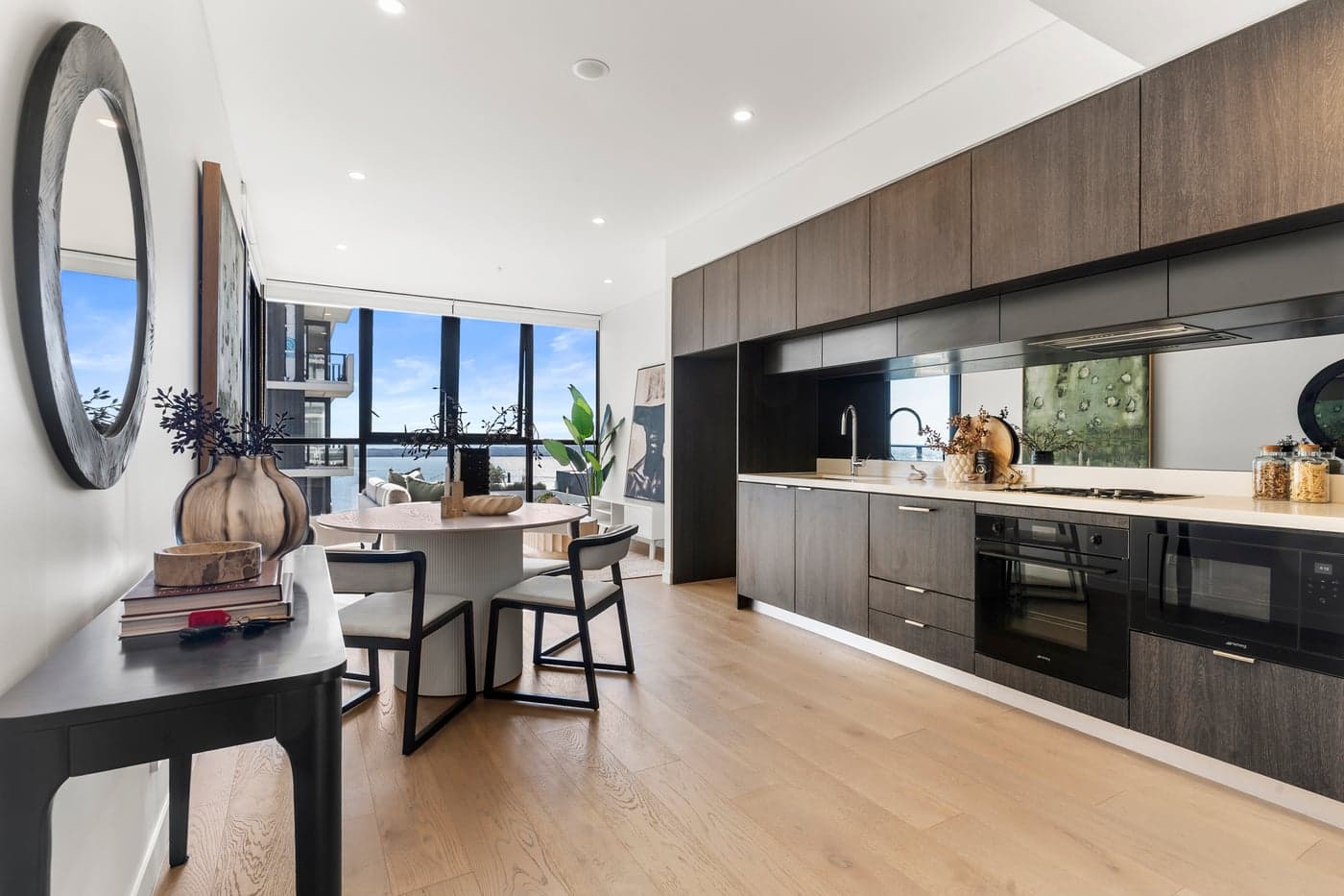 1005/455A Captain Cook Drive, Woolooware - Thumbnail 4