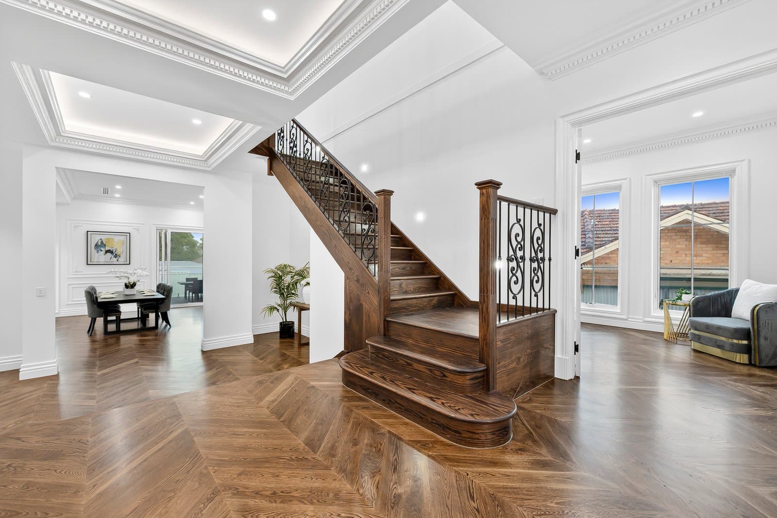 14 Howell Drive, Mount Waverley, Mount Waverley - Thumbnail 2