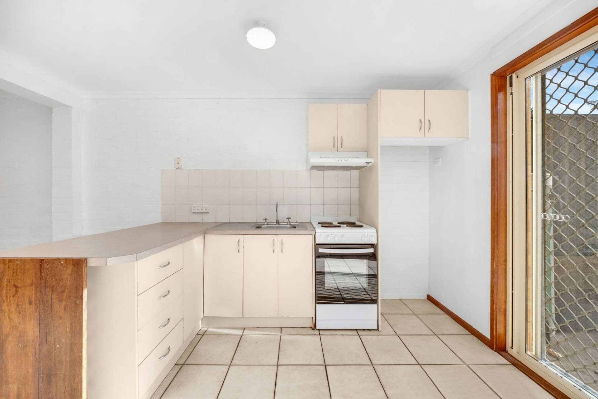 5/4 Booth Street Queanbeyan NSW, Queanbeyan - Thumbnail 4
