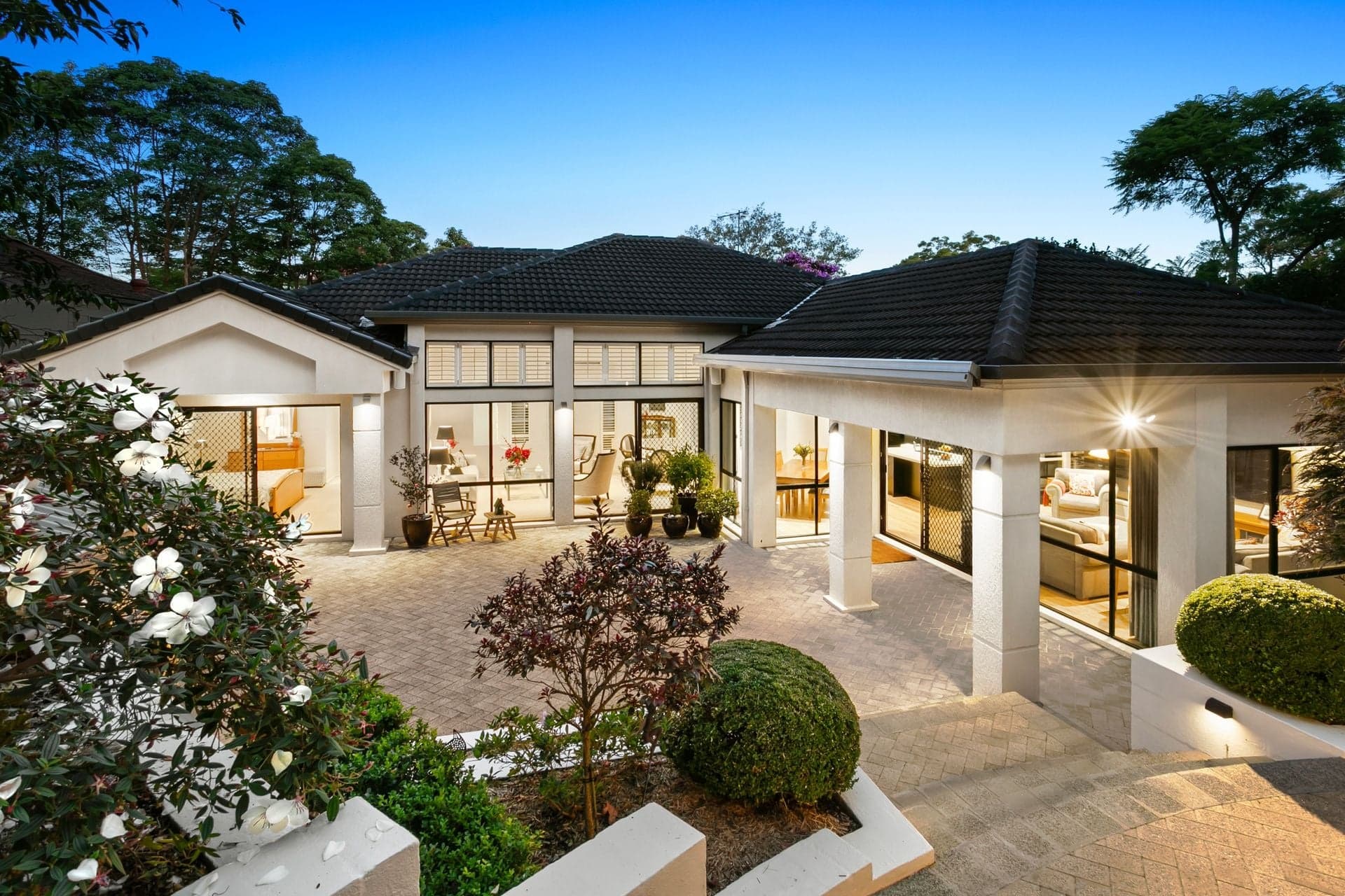 18 Lyne Road, Cheltenham, Cheltenham - Thumbnail 2