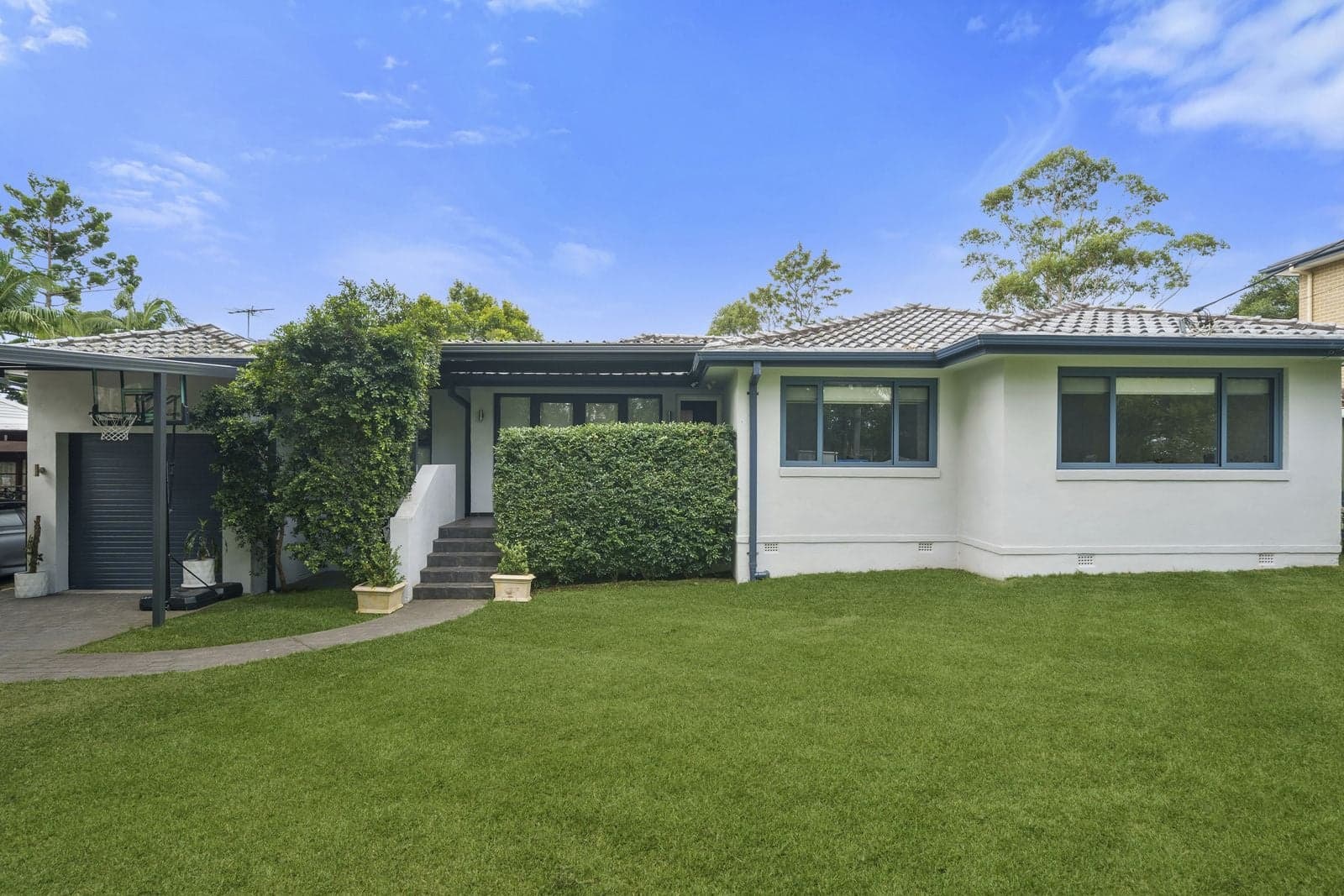 32 Crawford Road, Mount Kuring-gai, Mount Kuring-Gai - Thumbnail 4