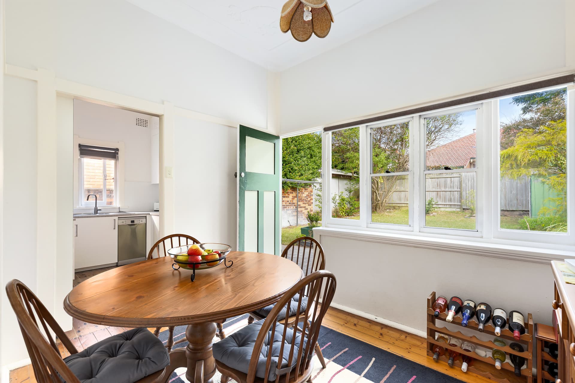 35 Bouvardia Street, Russell Lea - Thumbnail 5
