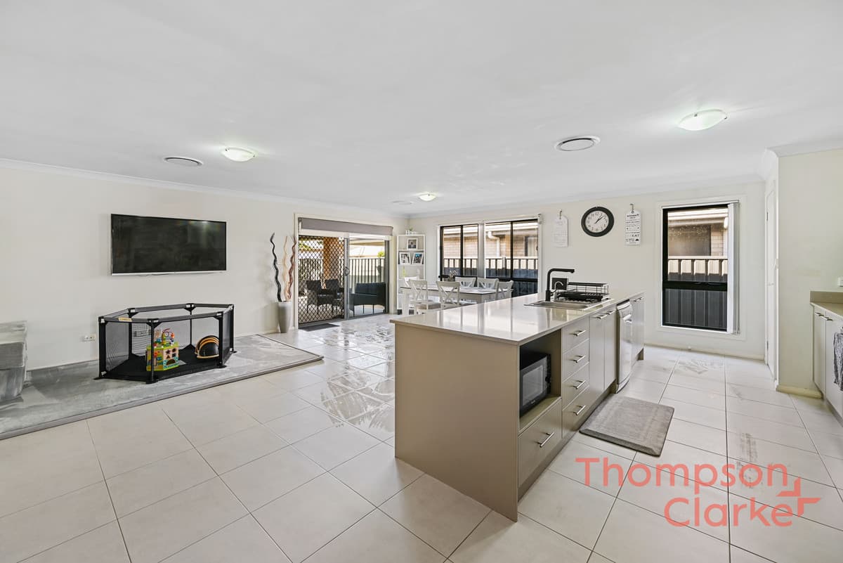 29 Cagney Road, Rutherford - Thumbnail 5