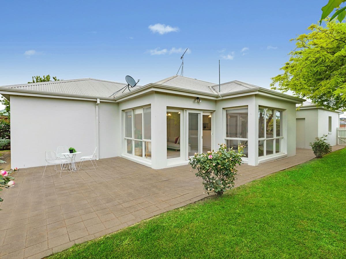 9 Sandtoft Court, HIGHTON, Highton - Thumbnail 4