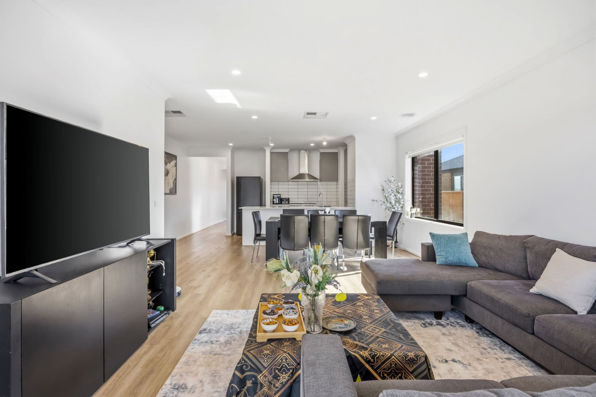 189 Dyson Drive, Under Offer, Under Offer - Thumbnail 5