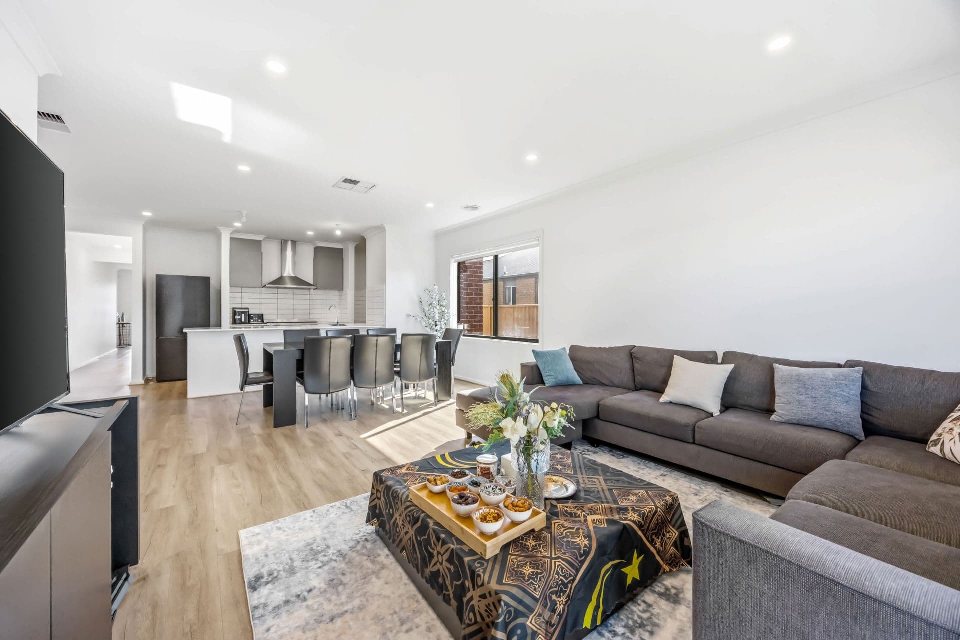 189 Dyson Drive, Under Offer, Under Offer - Thumbnail 7